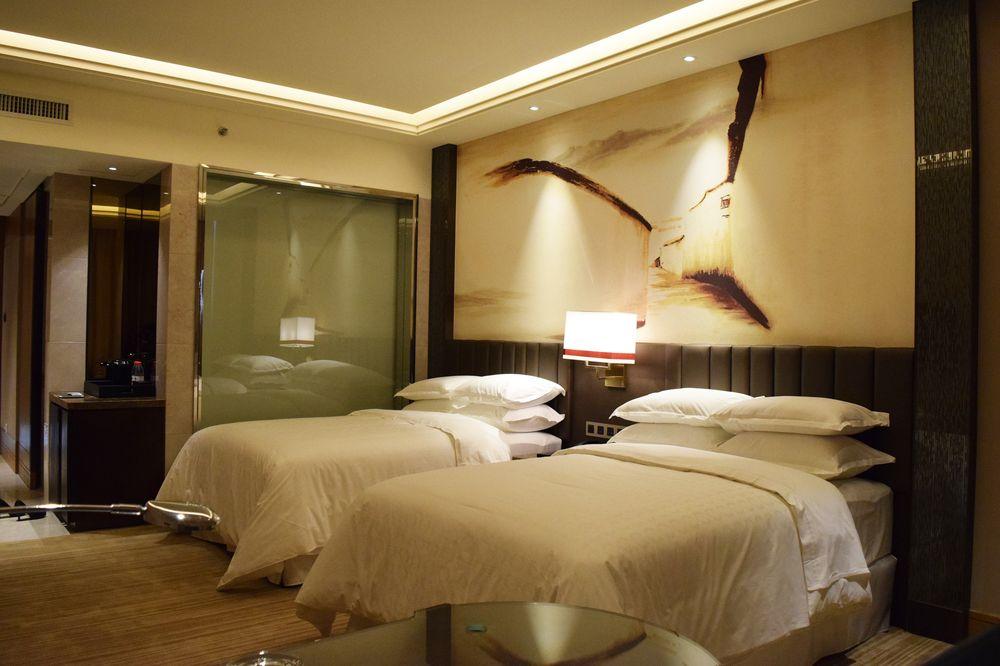 Sheraton Chuzhou Hotel מראה חיצוני תמונה